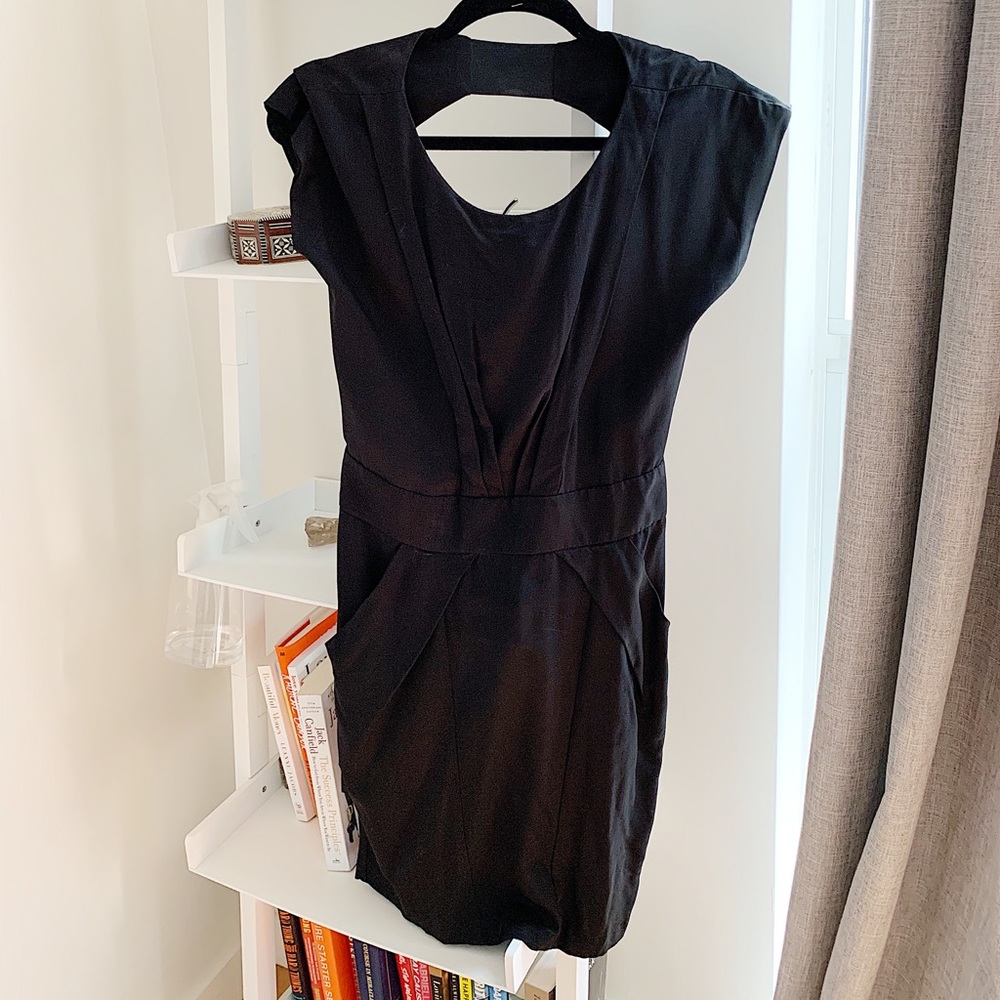 Valerie Dumaine Open back party dress M